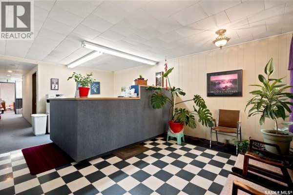 409 Main Street, Gravelbourg, SK S0H1X0 Photo 4