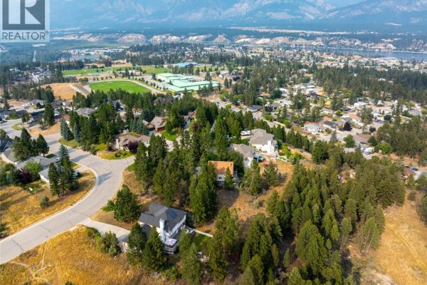 409 Westridge Drive, Invermere, BC V0A1K4 Photo 5
