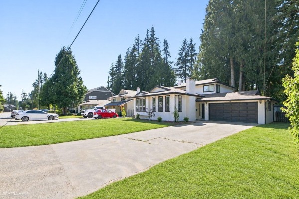 4099 207 Street, Langley, BC V3A2E2 Photo 4