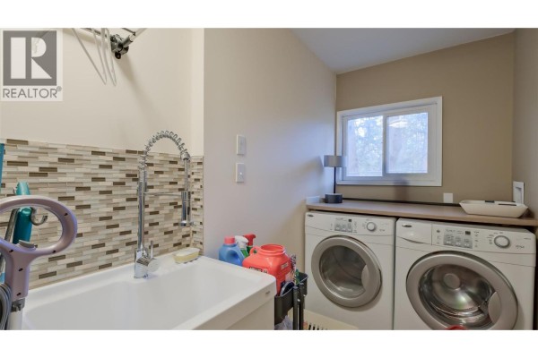 4099 Miller Road, Kelowna, BC, photo 3