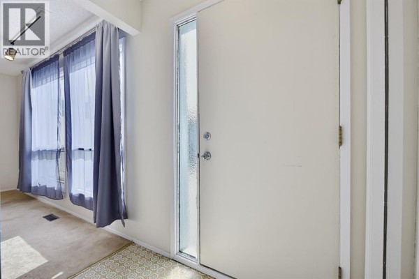 Bedroom - 41, 116 Silver Crest Drive Nw, Calgary, AB T3B4N9 Photo 4