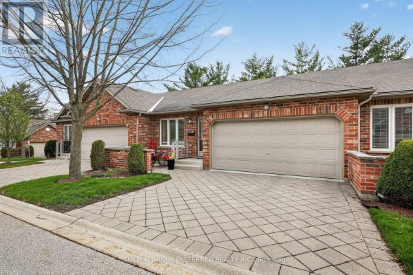 Bathroom - 41 - 43 Capulet Walk, London North, ON N6H5V5 Photo 2
