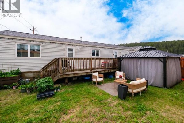 Living room - 41-4 Prospector Road, Whitehorse, YT Y1A5G5 Photo 2