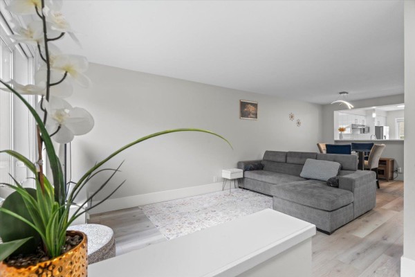 41 4401 Blauson Boulevard, Abbotsford, BC V3G0A4 Photo 2