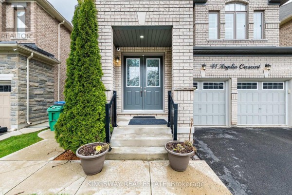 41 Argelia Crescent, Brampton, ON L6X5N5 Photo 2