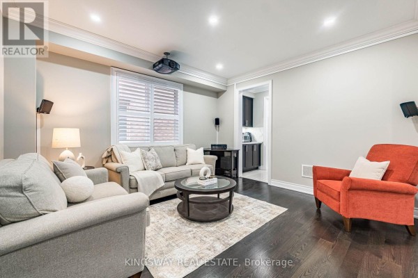 41 Argelia Crescent, Brampton, ON L6X5N5 Photo 5