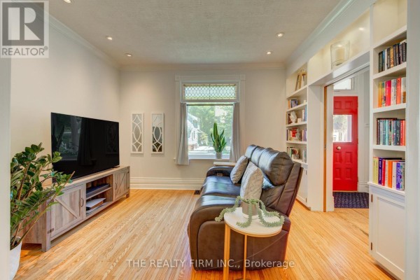 Living room - 41 Askin Street, London South, ON N6C1E5 Photo 5