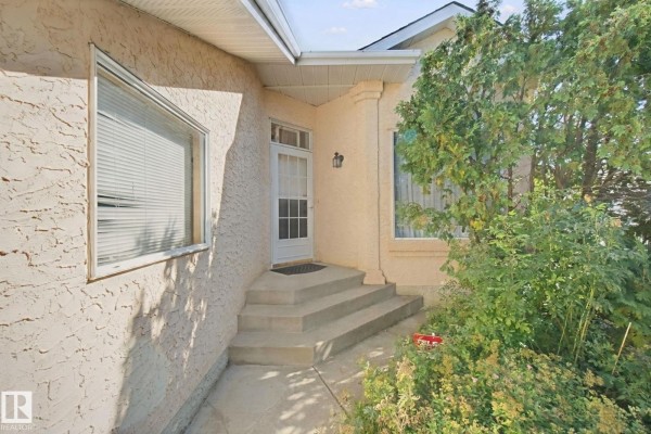 Kitchen - 41 Aspenglen Pl, Spruce Grove, AB T7X3K1 Photo 3