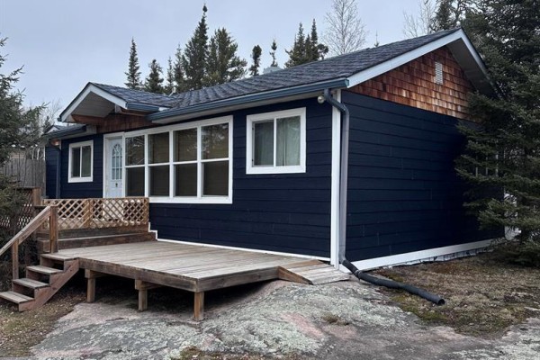 Living room - 41 Block 9 Highway, Brereton Lake, MB R0E2G0 Photo 2