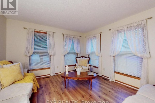 Dining room - 41 Bobcat Street, Brampton, ON L6R1C8 Photo 4