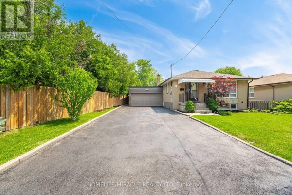 41 Bradstock Road, Toronto, ON M9M1M9 Photo 3