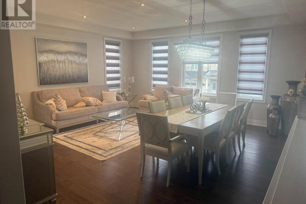 Family room - 41 Cape Dorset Crescent, Brampton, ON L6R3K9 Photo 3