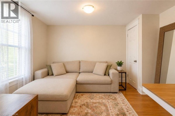41 Carrick Avenue Unit# 2, Hamilton, ON L8M2W2 Photo 5