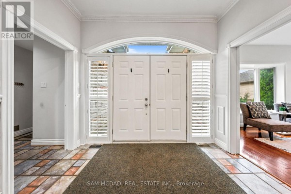 Office - 41 Cooperage Crescent, Richmond Hill, ON L4C4M2 Photo 4