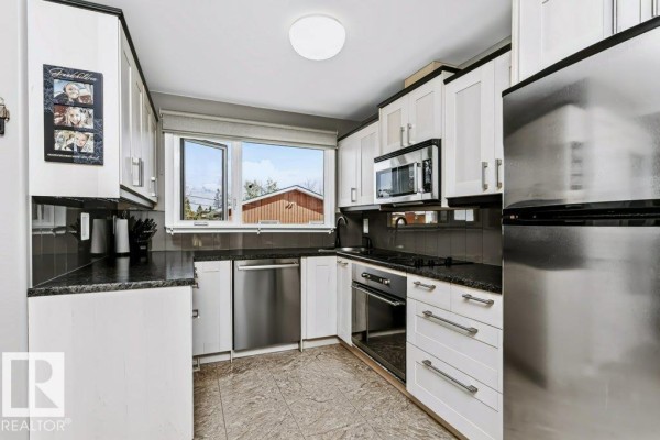 Primary Bedroom - 41 Duke Dr, Lamont, AB T0B2R0 Photo 5