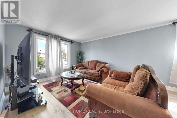 41 Flamingo Crescent, Brampton, ON, photo 3