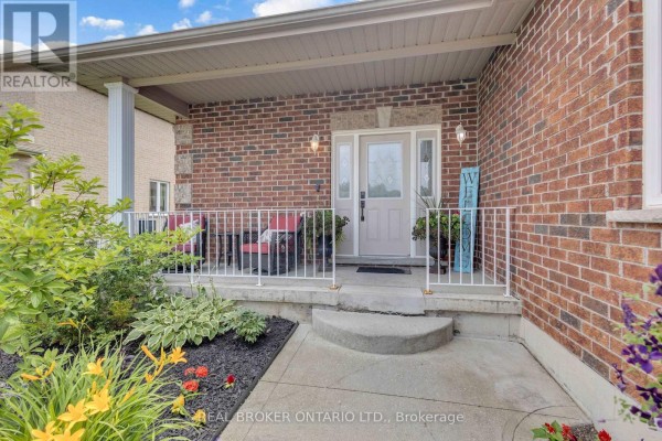 41 Harmer Crescent, Blandford Blenheim, ON, photo 2
