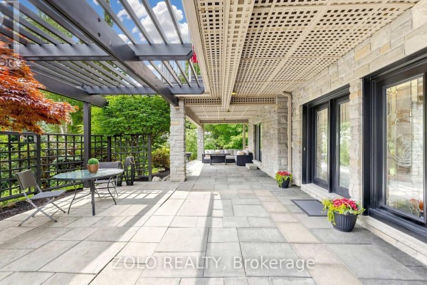 41 Meadowcliffe Drive, Toronto, ON M1M2X8 Photo 4