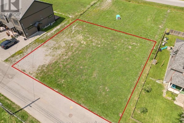 41 Omer Avenue, Port Colborne, ON, photo 2