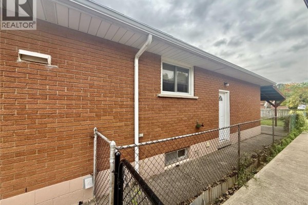 3pc Bathroom - 41 Orlanda Road, Hamilton, ON L8G2K3 Photo 4