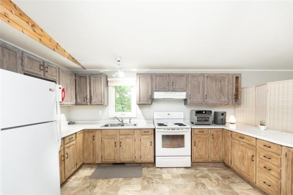 Primary Bedroom - 41 Paradise Drive, Ste Anne, MB R5H1H3 Photo 4
