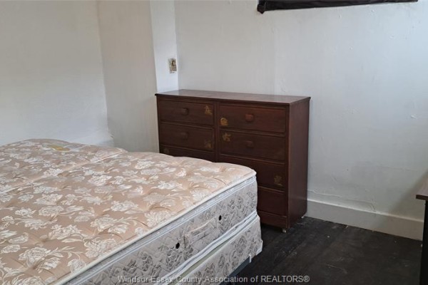 Bedroom - 41 Shepherd Street East, Windsor, ON N8X2J9 Photo 4