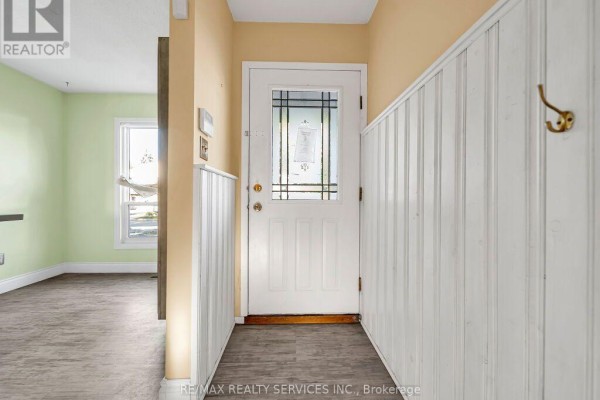 41 Simmons Boulevard, Brampton, ON, photo 3