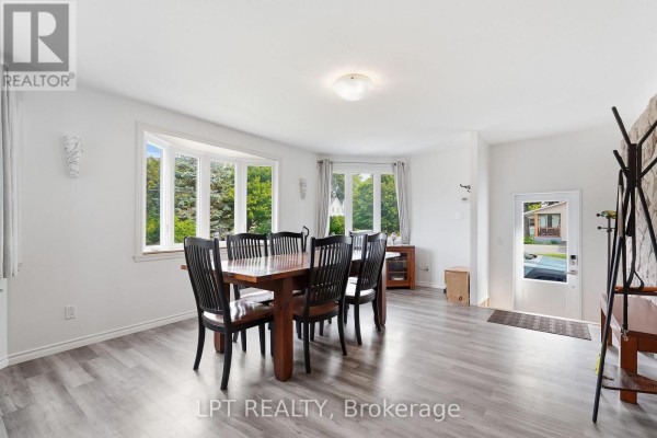 41 St Polycarp Street, North Stormont, ON, photo 3