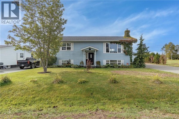 Bath (# pieces 1-6) - 41 Thompson Drive, Musquash, NB E5J2H6 Photo 2