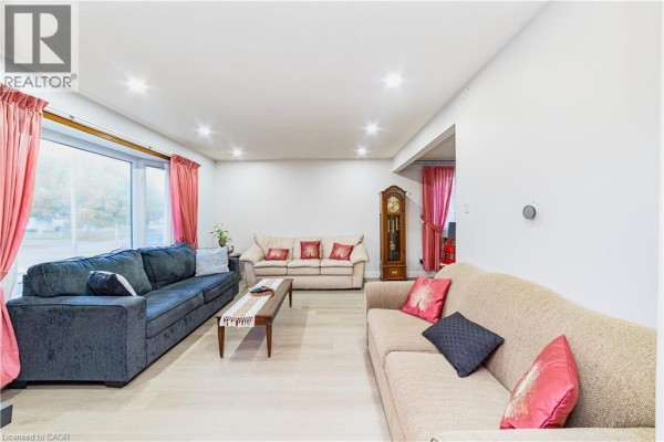 41 Tuerr Drive, Kitchener, ON, photo 2