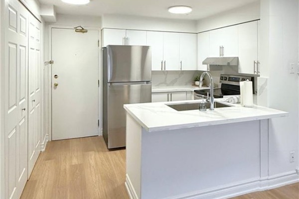 Kitchen - 41 Valleyview Road Unit# 30, Kitchener, ON N2E3H9 Photo 5