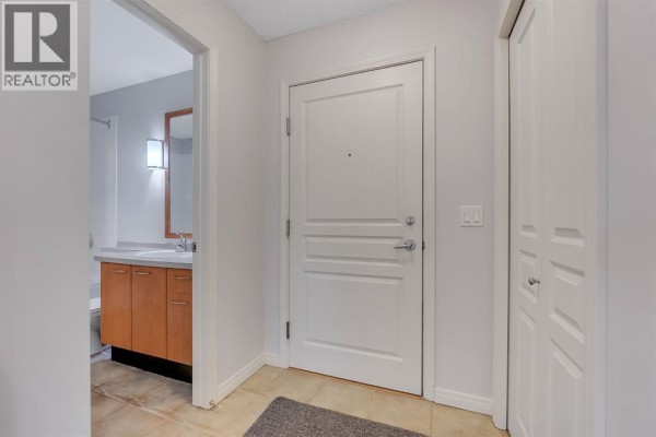 4pc Bathroom - 410, 5115 Richard Road Sw, Calgary, AB T3E7M7 Photo 4