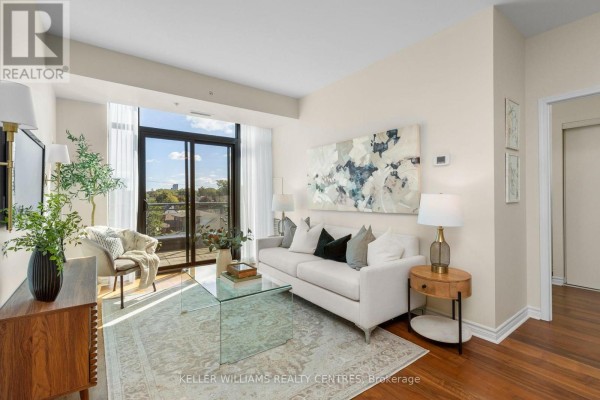 Dining room - 410 - 2522 Keele Street, Toronto, ON M6L0A2 Photo 2