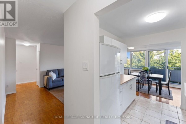410 - 30 Allanhurst Drive, Toronto, ON M9A4J8 Photo 5