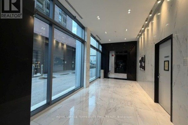 Kitchen - 410 - 39 Brant Street, Toronto, ON M5V0M8 Photo 3