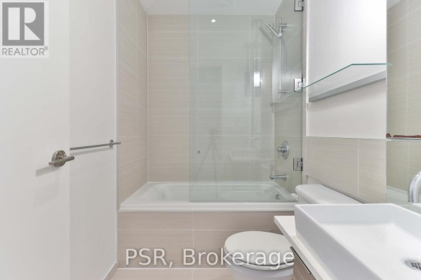 Den - 410 - 8 Charlotte Street, Toronto, ON M5V0K4 Photo 4