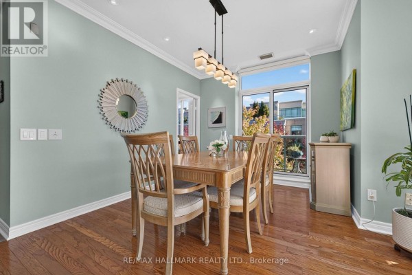Primary Bedroom - 410 - 9 Boardwalk Drive, Toronto, ON M4L6T1 Photo 5