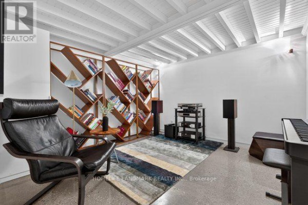 410 - 90 Sumach Street, Toronto, ON, photo 2