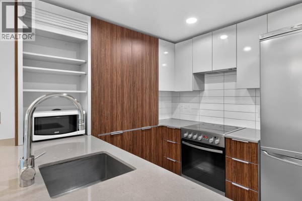 410 1088 Richards Street, Vancouver, BC V6B0J8 Photo 4