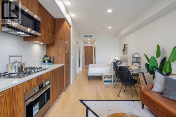 410 2550 Garden Drive, Vancouver, BC V5N4X6 Photo 3