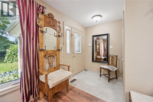 2pc Bathroom - 410 Avenue Road, Cambridge, ON N1R5S4 Photo 4