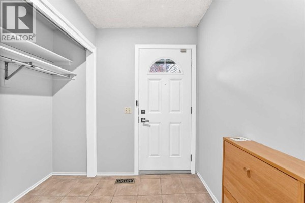 Other - 410 Brae Glen Crescent Sw, Calgary, AB T2W1B6 Photo 4