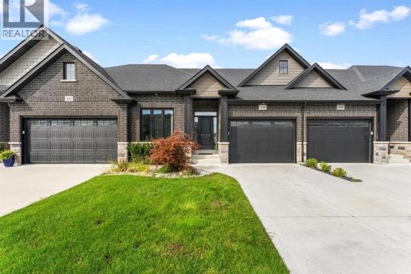 410 Caserta Crescent, Lakeshore, ON, photo 2