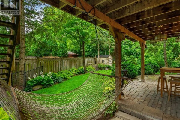 410 Clearmeadow Boulevard, Newmarket, ON L3X2C7 Photo 4