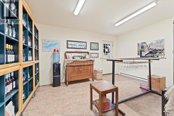 410 County Rd 50 West, Essex, ON, photo 3