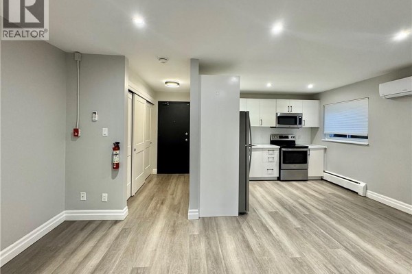 410 Hazel Street Unit# 204, Waterloo, ON, photo 2