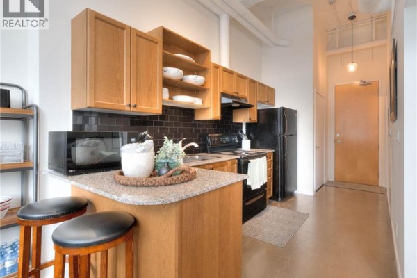 4pc Bathroom - 410 King Street W Unit# 108, Kitchener, ON N2G1C3 Photo 5