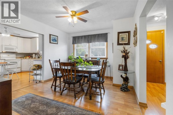 Brick bungalow with garage and driveway - 410 Mcnaughton Avenue East Chatham