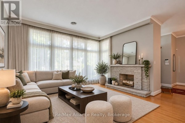 Dining room - 410 The Kingsway, Toronto, ON M9A3V9 Photo 5