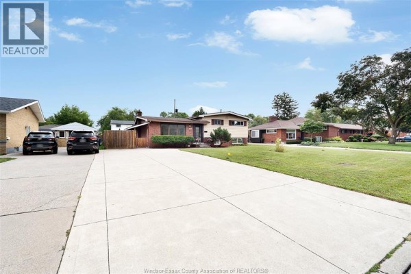 3pc Bathroom - 4100 Mount Royal, Windsor, ON N9G2C2 Photo 3